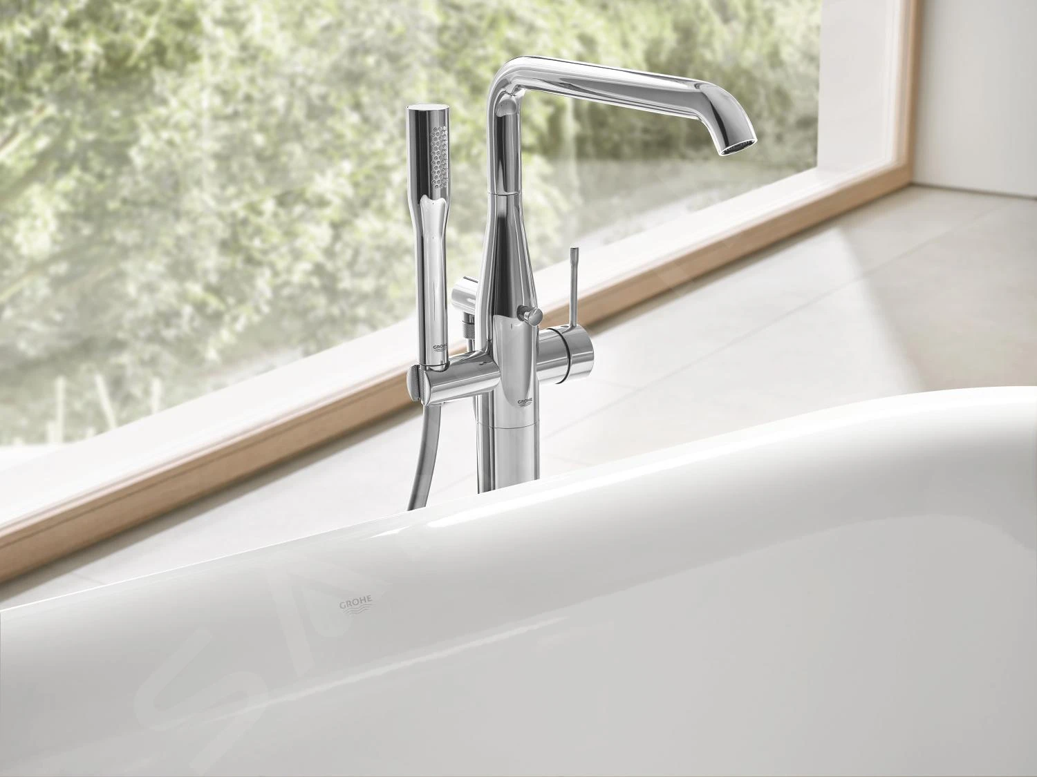 Grohe Essence - Vrijstaande Badkraan, Chroom 23491001 4 Grohe Essence - Vrijstaande Badkraan, Chroom 23491001 - Afbeelding 4