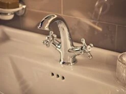 Roca Carmen - Wastafelkraan, Chroom A5A3B4BC00 -Badkamer Luxe 734e37bc23e85082bc8abeea