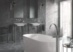 Grohe Atrio - Vrijstaande Badkraan, Met Draaibare Uitloop, Supersteel 25044DC3 7 Grohe Atrio - Vrijstaande Badkraan, Met Draaibare Uitloop, Supersteel 25044DC3 -Badkamer Luxe c551d60026a5006a5009cbaf
