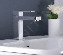 Paffoni Elle - Wastafelkraan Medium, Chroom EL074CR 5 Paffoni Elle - Wastafelkraan Medium, Chroom EL074CR -Badkamer Luxe e09fec13c2021d9c0dc03a91